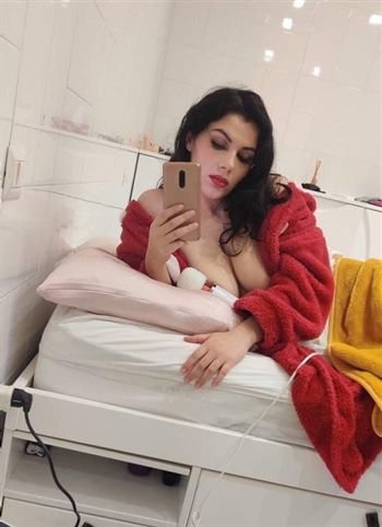 Reeha, 27, Geneva - Switzerland, Masturbate